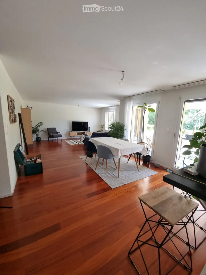 Beautiful 4.5-room apartment with terrace and garden