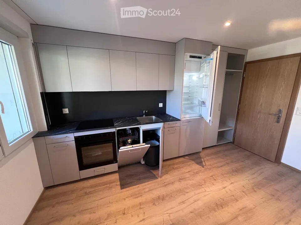 Moderne 1.5 Zimmerwohnung in Raron
