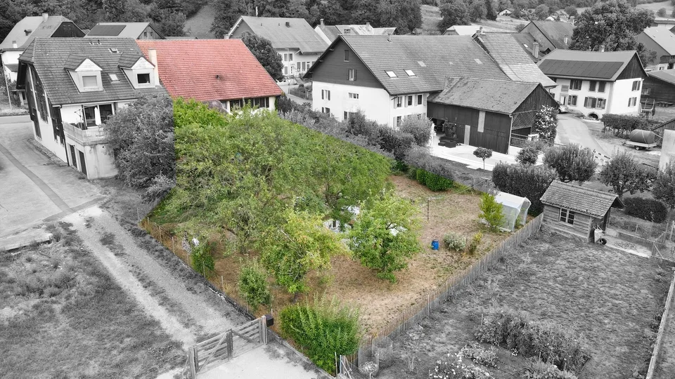 Haus im Dorf mit 8 Zimmern in Villeneuve