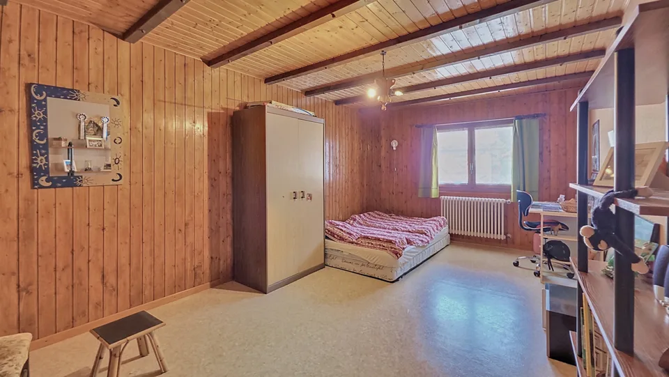 Haus im Dorf mit 8 Zimmern in Villeneuve