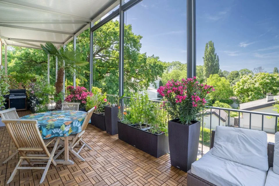 Appartement d'exception avec terrasse panoramique et vue sur le Jura à Presinge