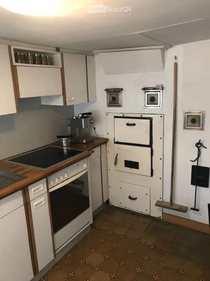 Mitbewohnerin gesucht: zu zweit in altem Bauernhaus