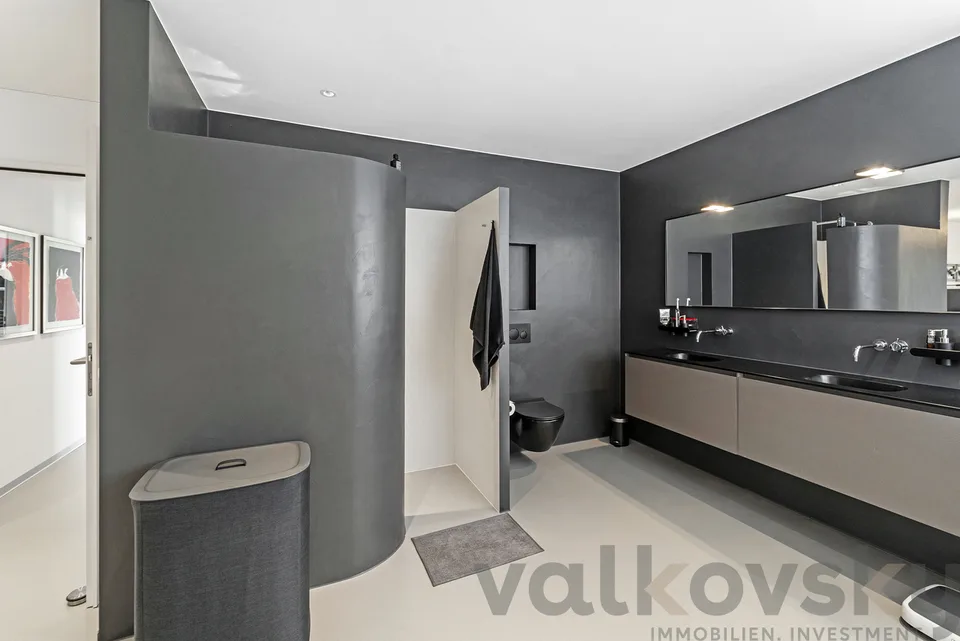 Exclusive attic apartment