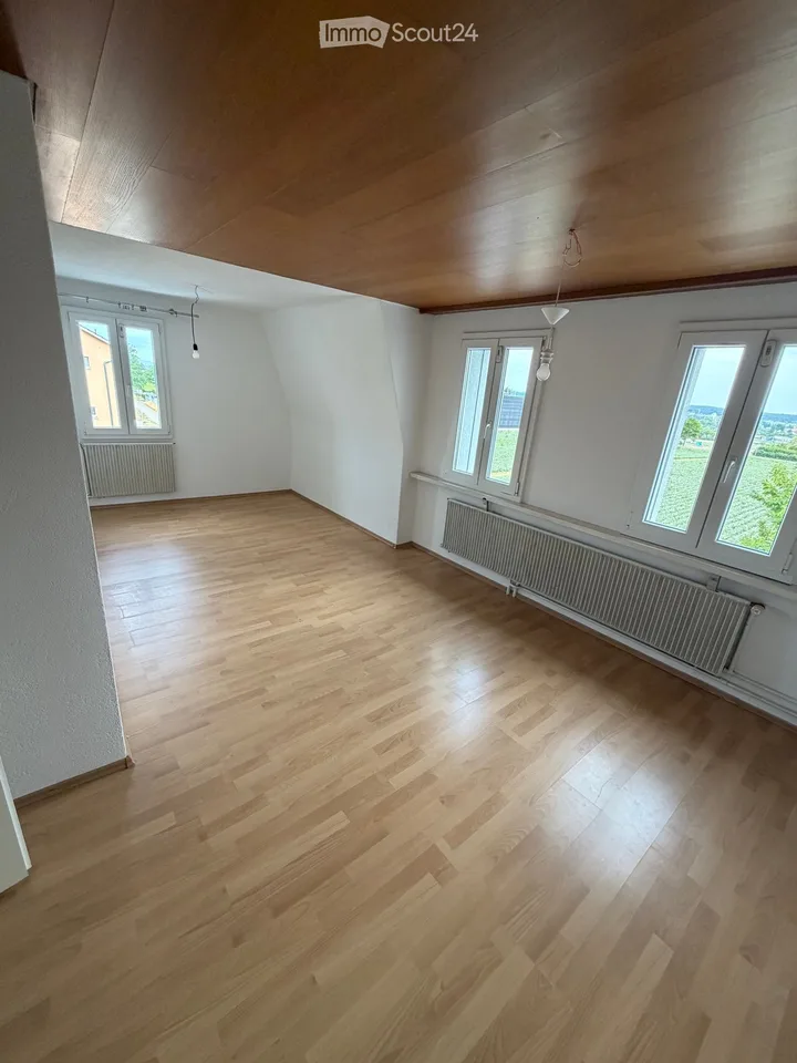 4 Zimmer Wohnung zu Vermieten
