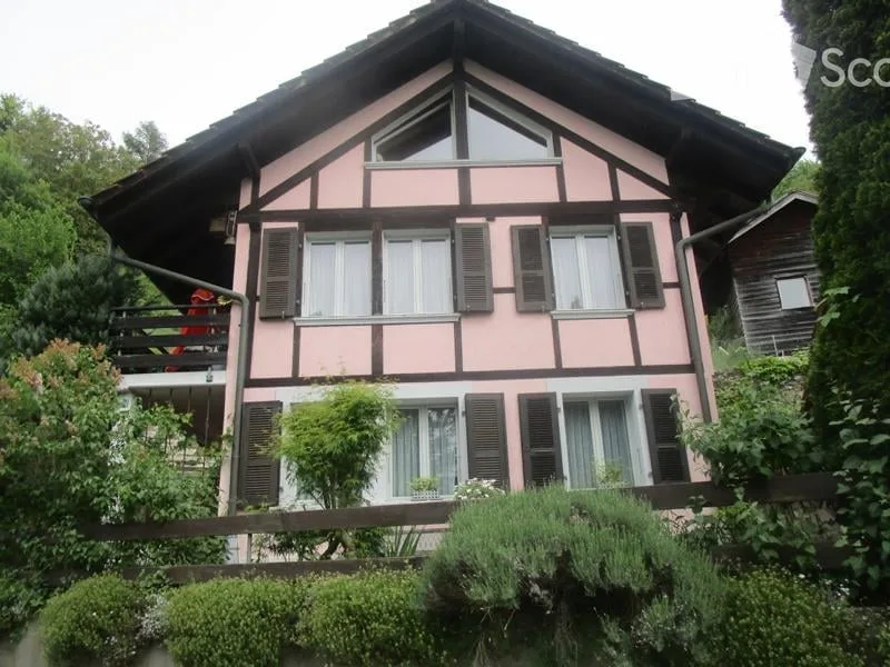 5.5-Zimmer Einfamilienhaus mit grosser Garage