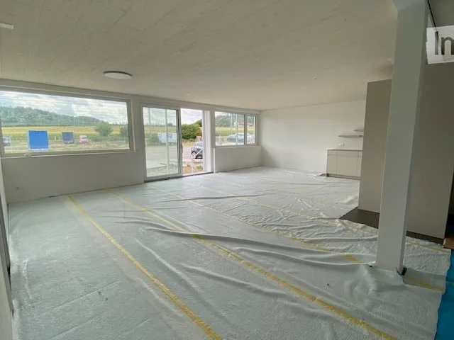 Appartement moderne 3.5 pièces avec espace de séjour et jardin