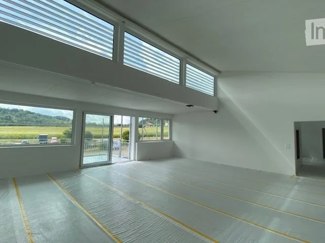 Loft de 5,5 pièces sur Bahnstrasse à Attikon