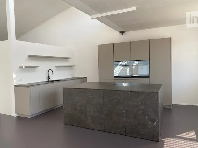 5.5-Zimmer-Loft an der Bahnstrasse in Attikon