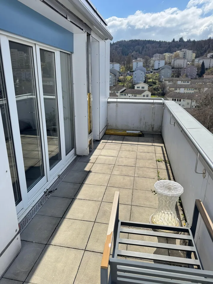 WG Zimmer in Attikawohnung Luzern