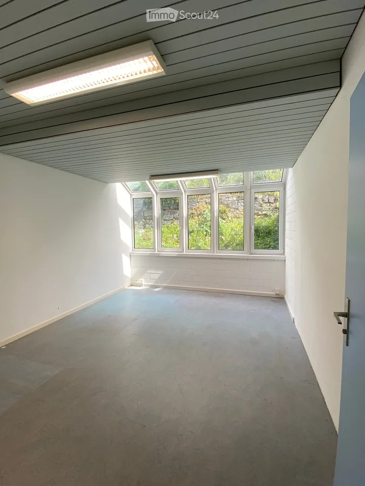 Doppeleinfamilienhaus in Bassersdorf