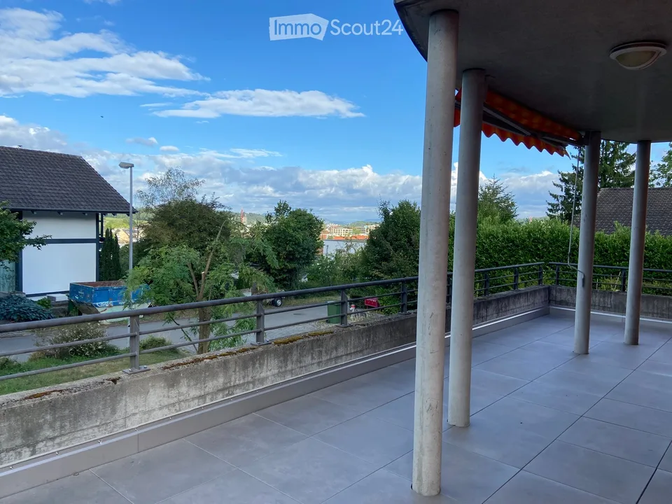 Doppeleinfamilienhaus in Bassersdorf