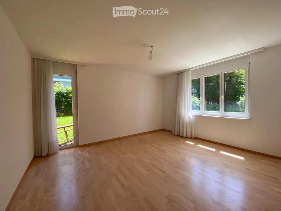 Doppeleinfamilienhaus in Bassersdorf