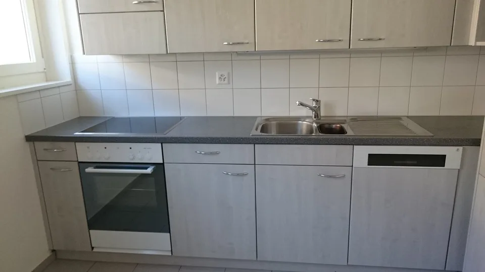 Charmante 4-Zimmer-Altbauwohnung im Hochparterre in Bern-Breitenrain