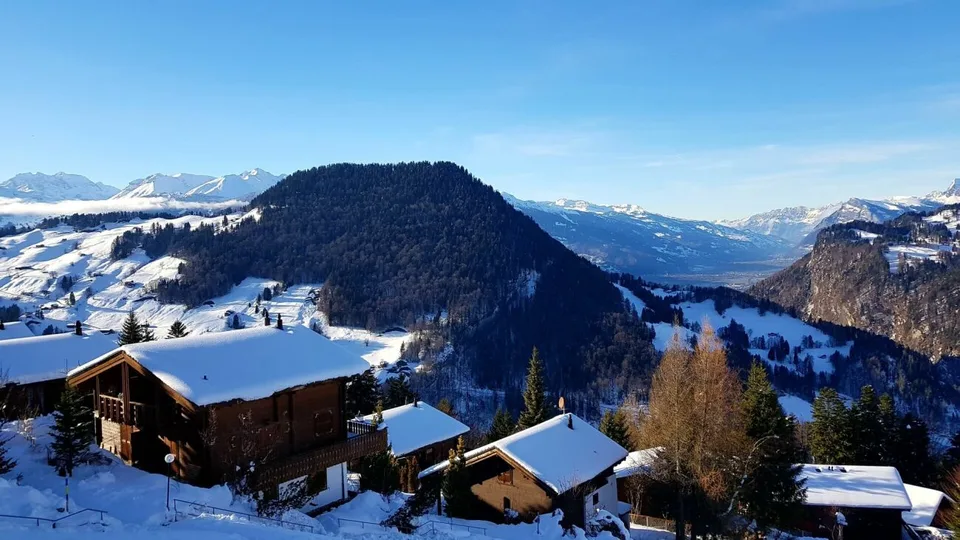 Chalet in Grüsch Cavadura