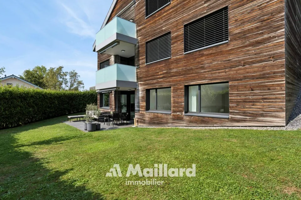 Schönes 3.5-Zimmer-Apartment mit Terrasse und großem privatem Garten in Epalinges