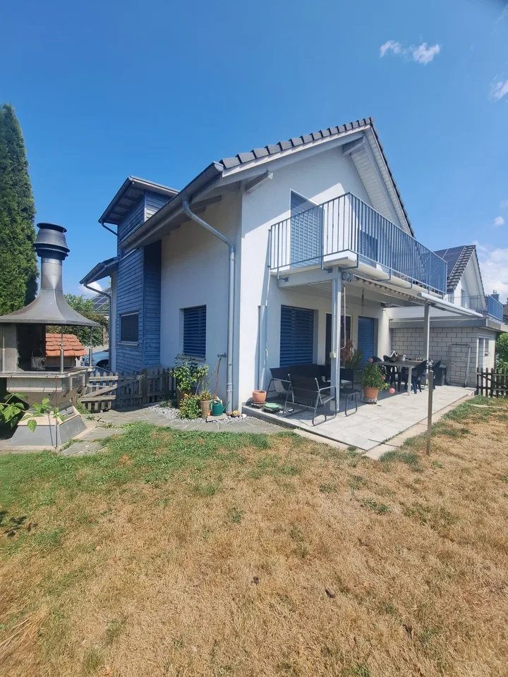 Maison unifamiliale bien entretenue dans un endroit calme à Ettiswil