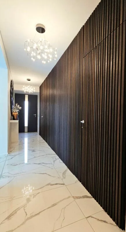 Moderne Luxus-Villa