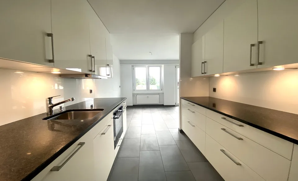 Moderne 3.5-Zimmer-Wohnung in Kleindöttingen/Böttstein