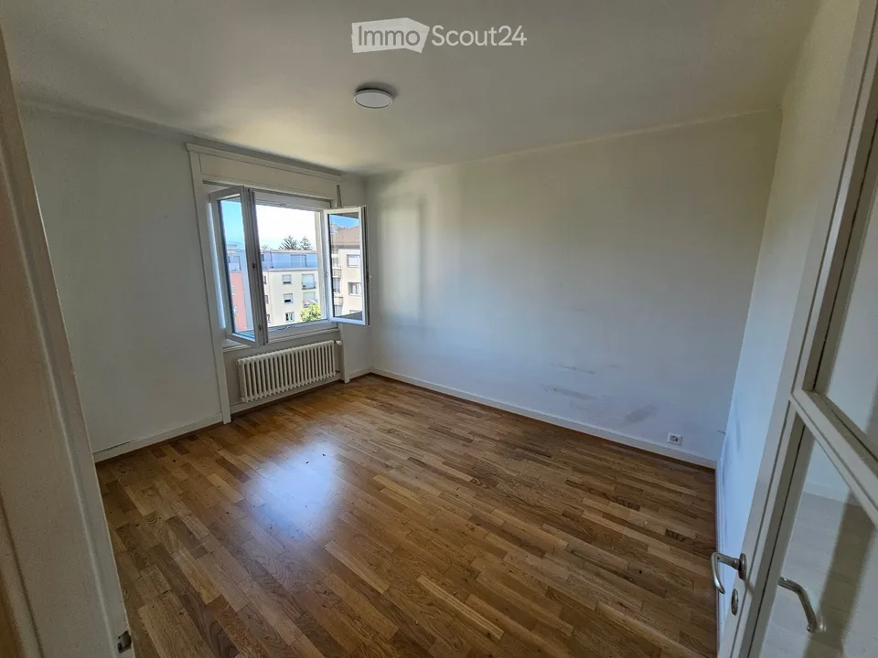 Charmantes 1.5-Zimmer-Wohnung mit angenehmer Aussicht in Lausanne