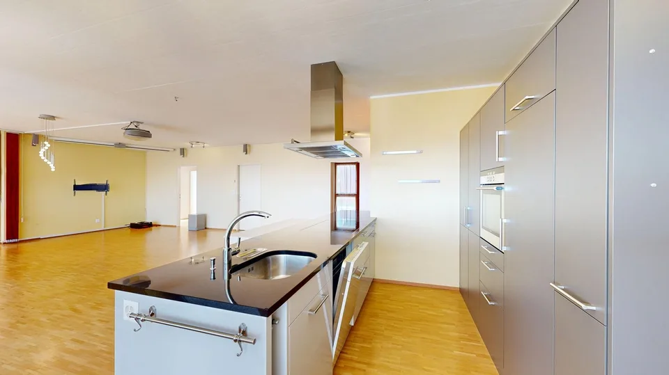 Appartement attractif de 4,5 pièces avec grand balcon