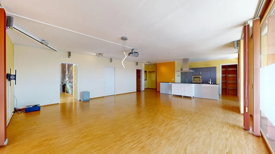 Appartement attractif de 4,5 pièces avec grand balcon
