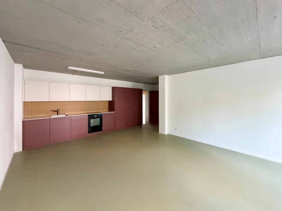 First rental of a 2-room apartment in a central location in Dielsdorf
