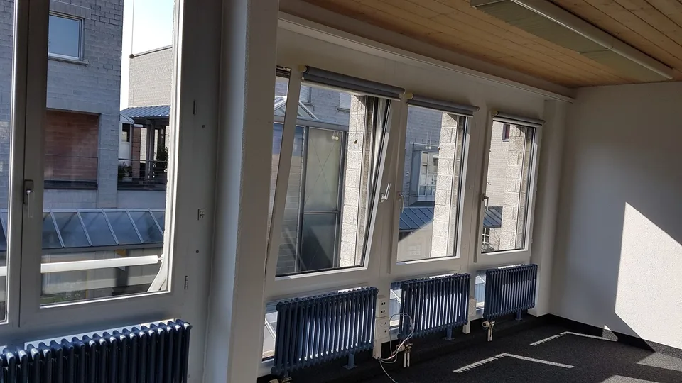 Espace de bureau dans le centre commercial Dorfmärit à Bolligen