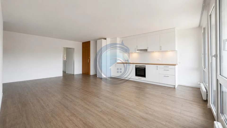 PRÄCHTIGES 4,5-ZIMMER-WOHNUNG, GANZ RENOVIERTE DURCHGANGSWOHNUNG