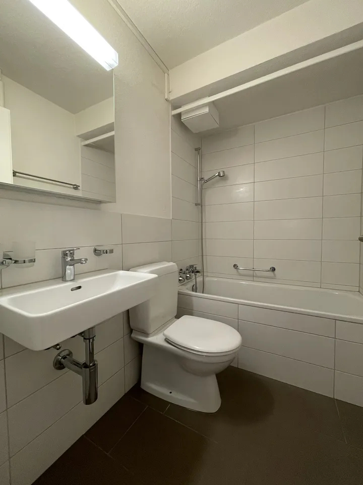 Appartement 1 pièce central dans le quartier animé 4