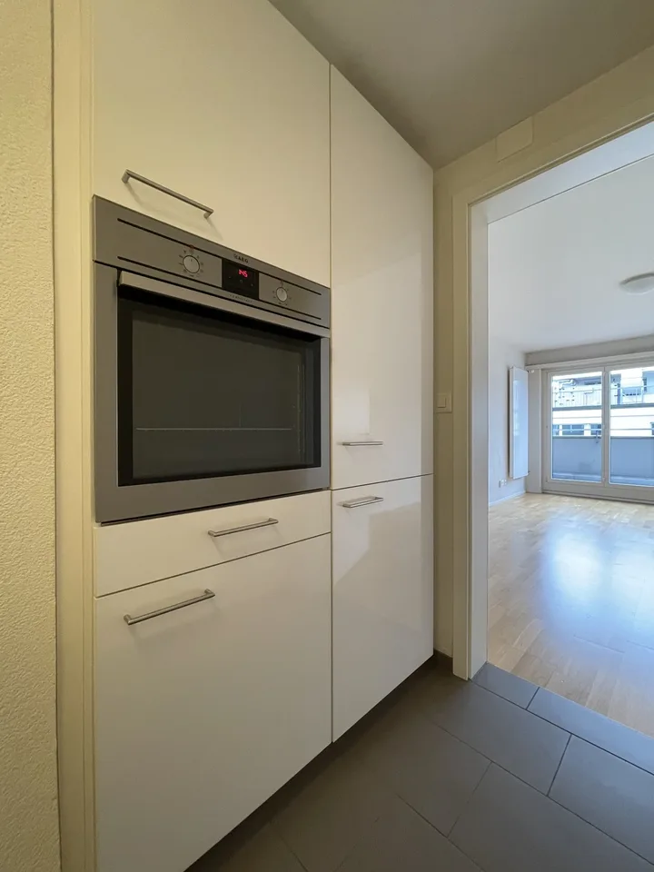 Appartement 1 pièce central dans le quartier animé 4