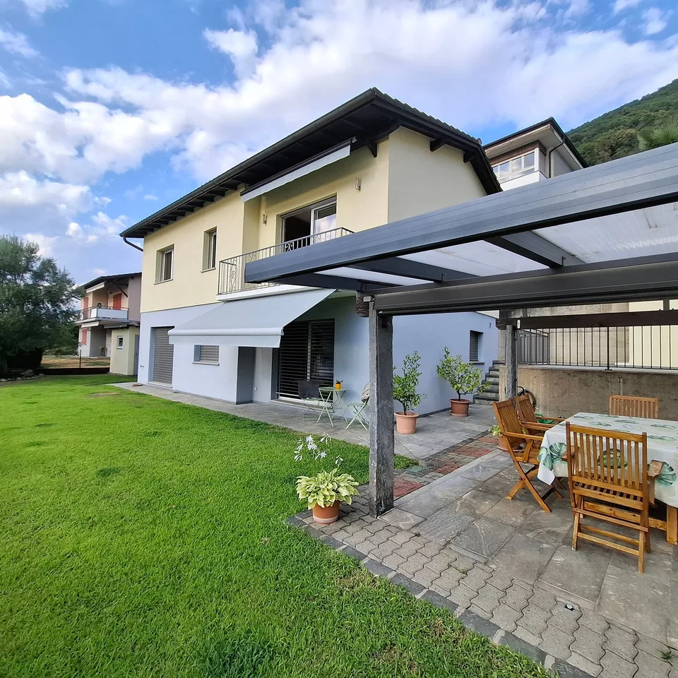 Incantevole casa unifamiliare 4.5 con vista lago a Bissone