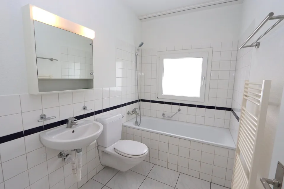 3.5-room apartment on the 2nd floor right, quiet location with balcony