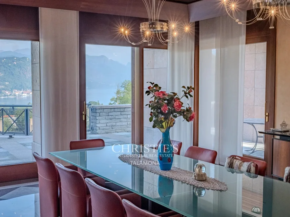 Villa iconica sul Lago d'Orta – foto 12 di 13
