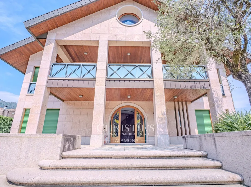 Villa iconica sul Lago d'Orta – foto 3 di 13