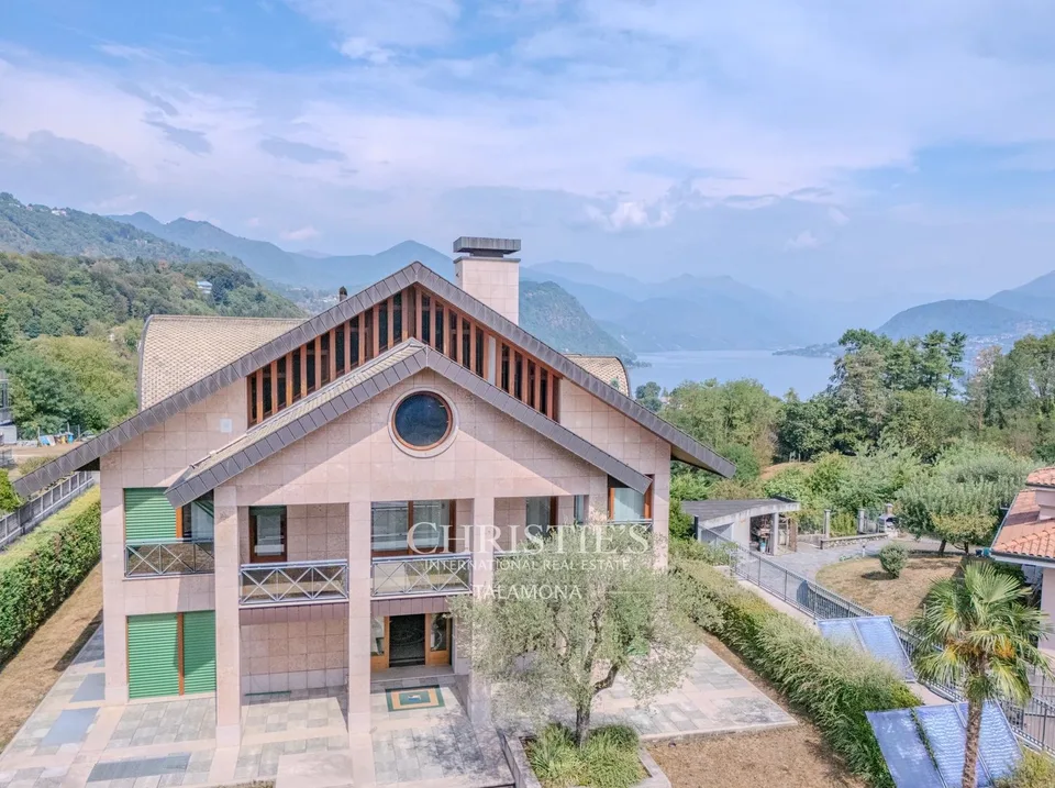 Villa iconica sul Lago d'Orta – foto 2 di 13