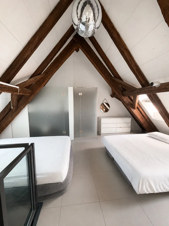 Charmante Triplex-Wohnung in der Lenzburger Altstadt