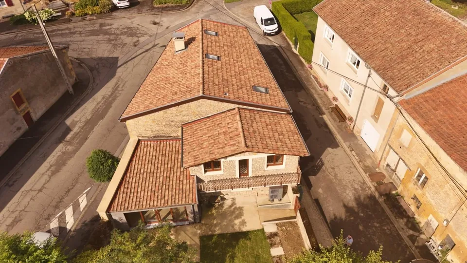 Charaktervolles, komplett renoviertes Haus in Saint Jean Les zum Verkauf