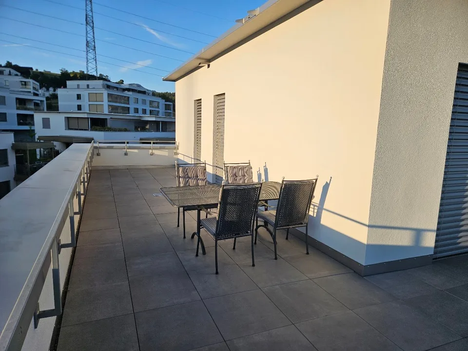 Appartement moderne 4.5 pièces avec balcon et vue sur le lac à Schmerikon