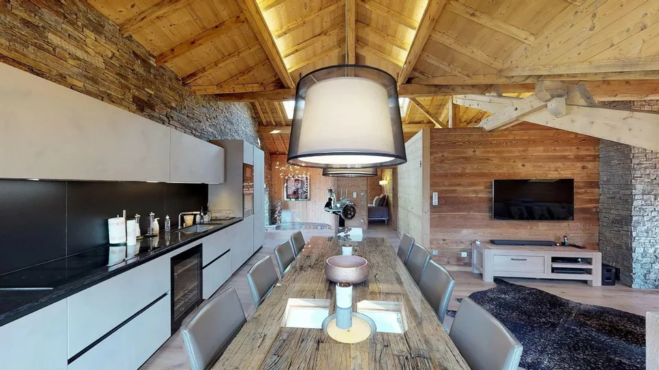 Die Kunst des Wohnens in Megève: elegantes Penthouse in der Ortsmitte