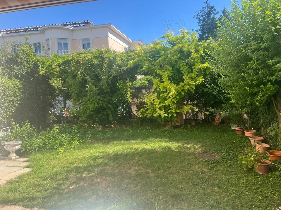 Appartement 3.5 pièces en norme de propriétaire avec jardin