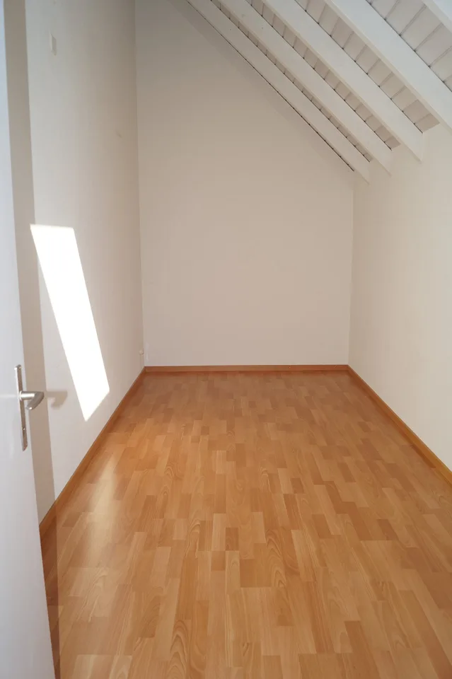 Helle 5.5-Zimmer-Maisonettewohnung in Boningen zu vermieten