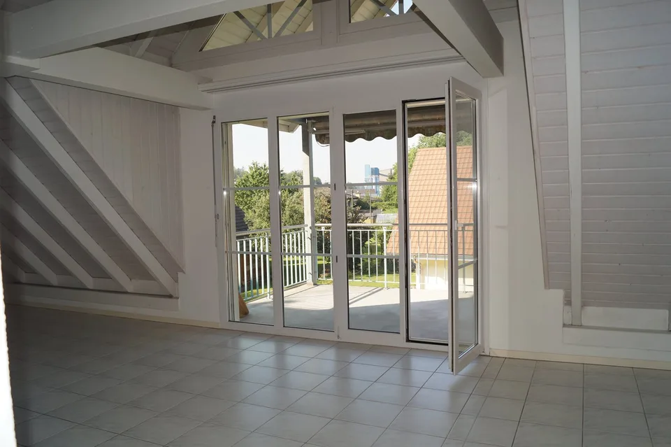 Helle 5.5-Zimmer-Maisonettewohnung in Boningen zu vermieten