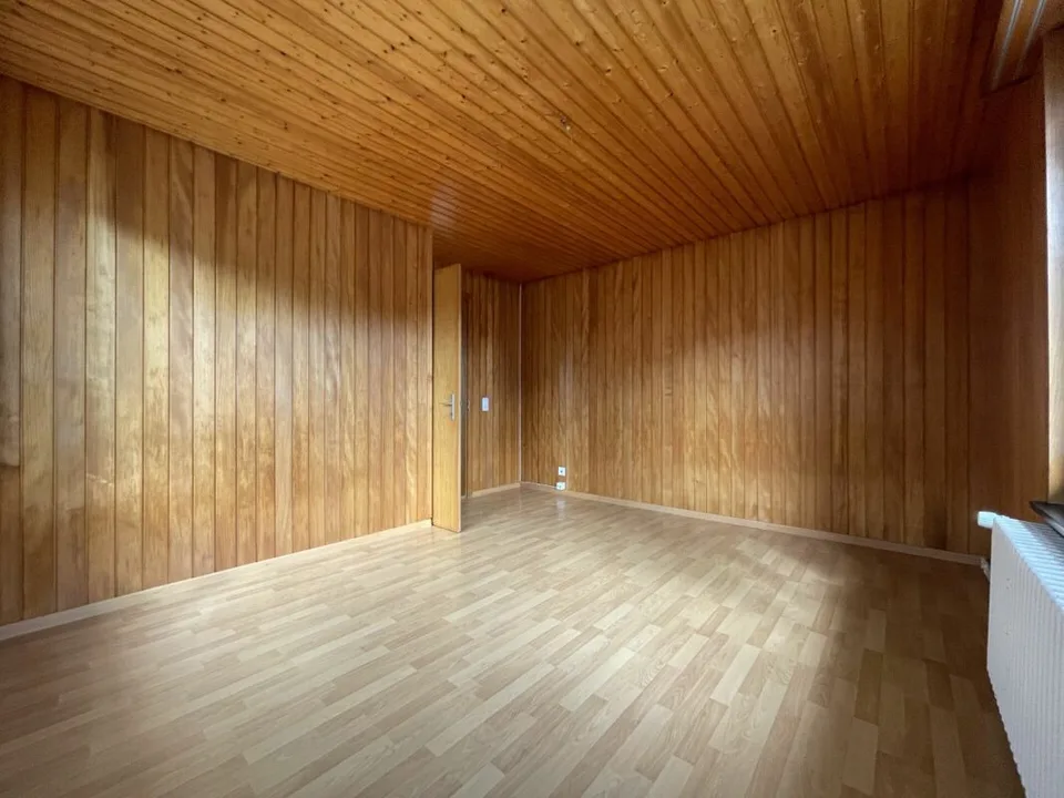 Spacious 5.5 room apartment in the village center