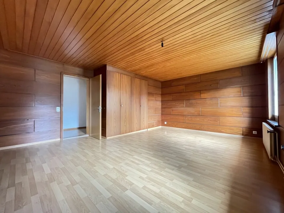 Spacious 5.5 room apartment in the village center
