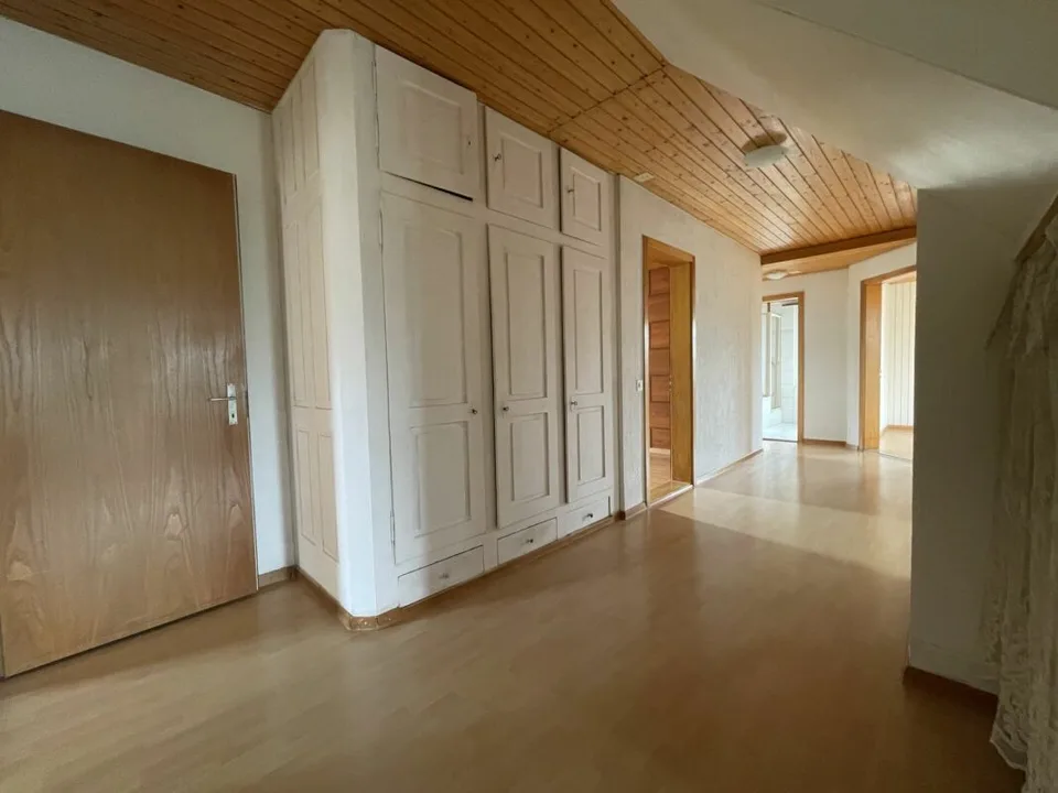Spacious 5.5 room apartment in the village center