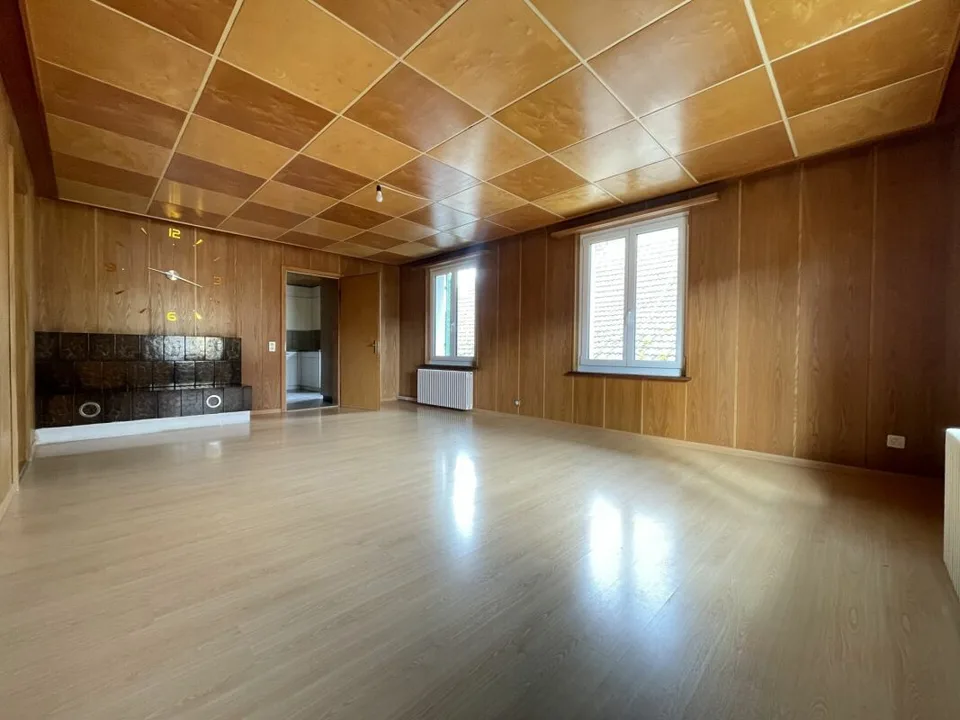 Spacious 5.5 room apartment in the village center