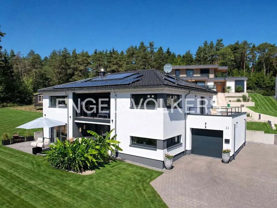 Panoramic villa near Hofgut Albführen – photo 2 of 13