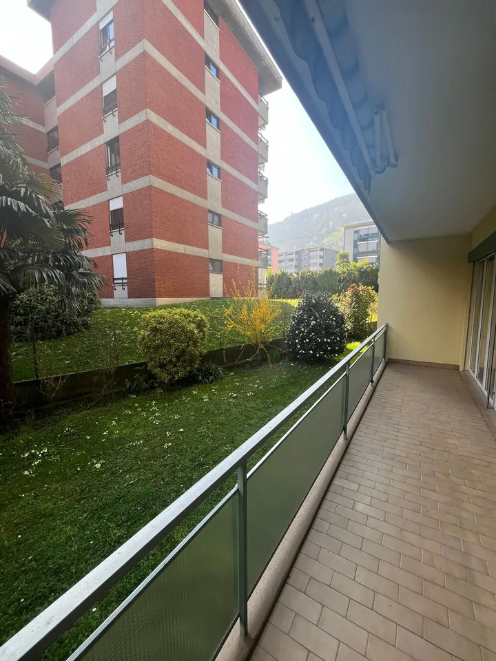Grand Balcon, Accès par Ascenseur, Salle de Bain et Cuisine Neuves (2020) près du Lac et des Services! – photo 29 sur 32