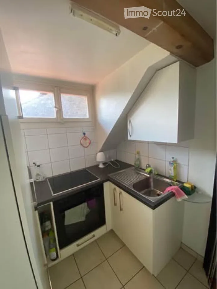 For rent 2.5 rooms, 2 minutes from the train station in Cornaux, from September 1st