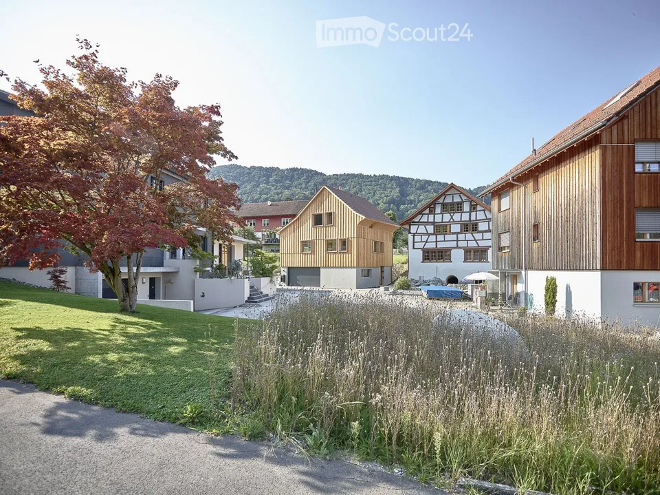 Modernes 6.5-Zimmer-Einfamilienhaus in Berneck aus hochwertigen Materialien